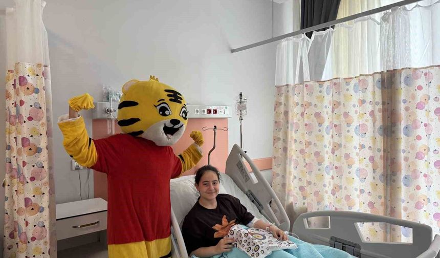 Minik kalplere moral oldular, farkındalık oluşturdular