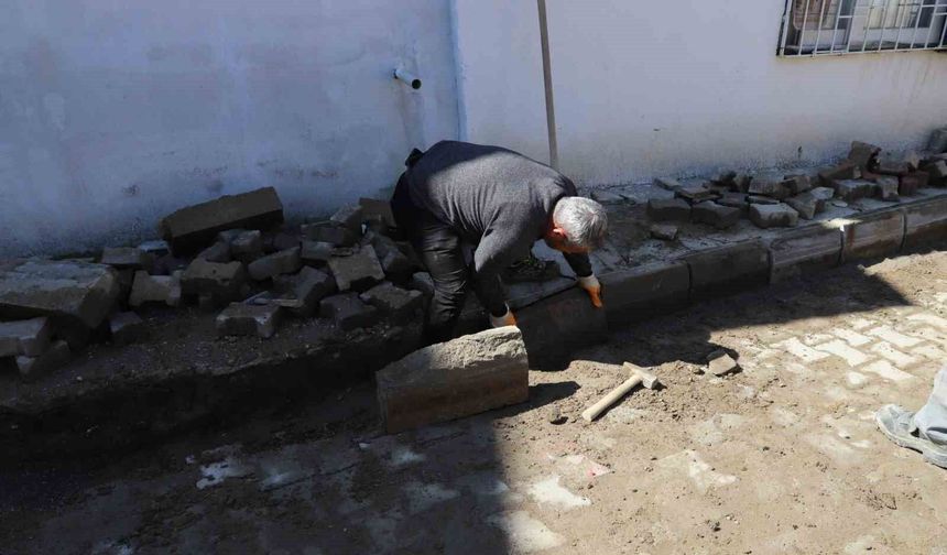 Nazilli'de yol bakım ve onarım çalışmaları sürüyor