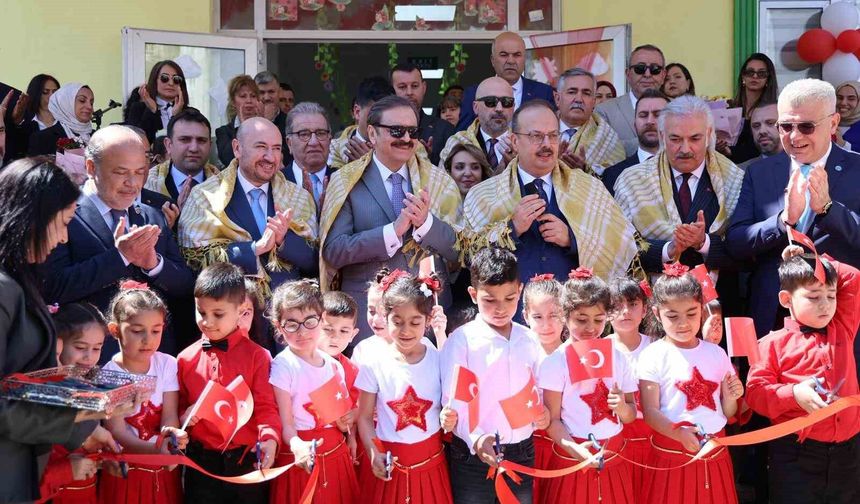 TOBB Başkanı Hisarcıklıoğlu Söke'de Anaokulu açılışına katıldı