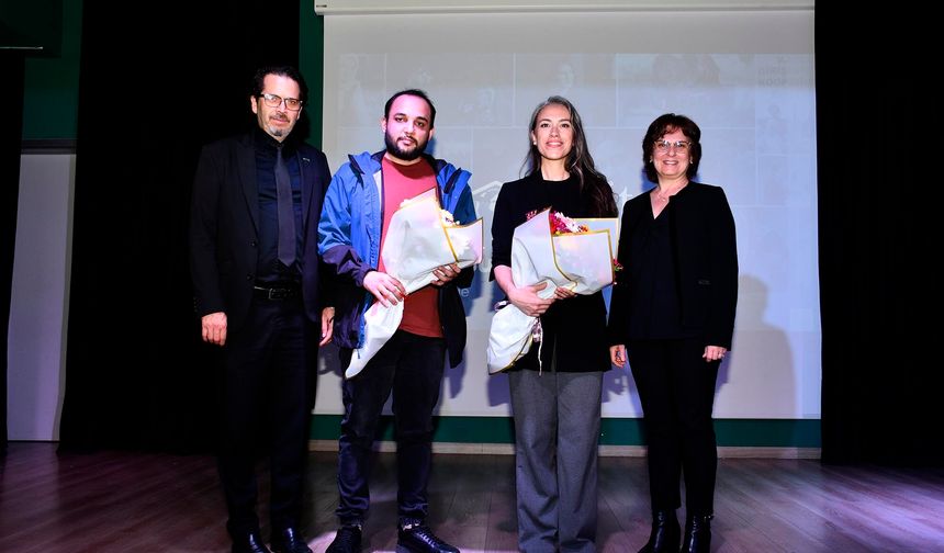 KUŞADASI’NDA ÖĞRENCİLERE SOSYAL GİRİŞİMCİLİK SEMİNERİ