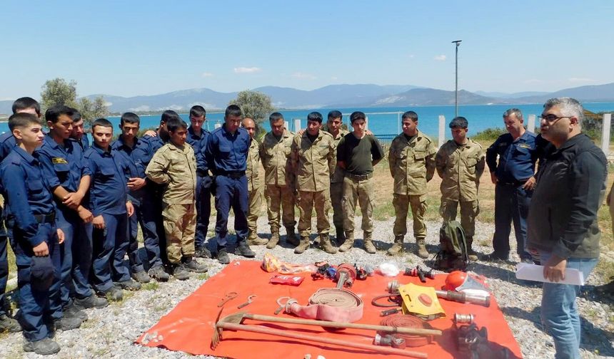 Askeri personele orman yangını eğitimi