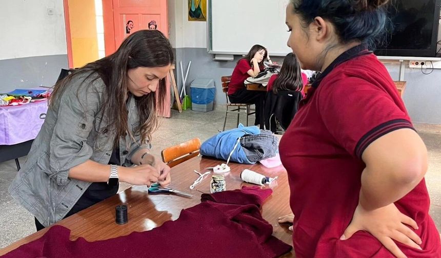 Atça'da atıklar sanata dönüştü