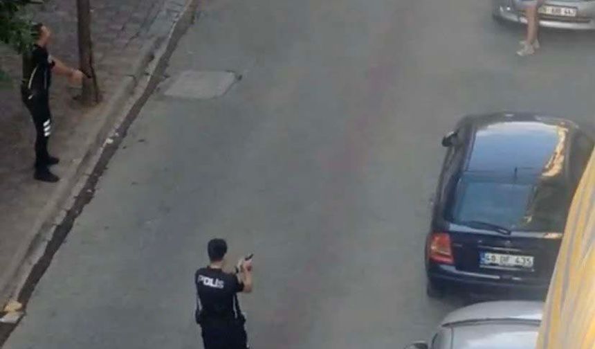 Aydın'da samuray kılıcıyla sokağa çıkan genç kız dehşet saçtı