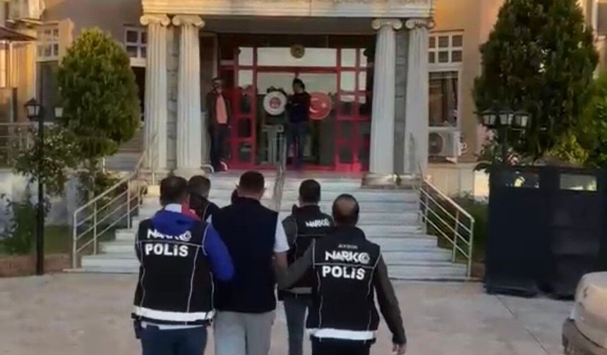 Aydın'da teknede 186 kilo uyuşturucu ele geçirildi