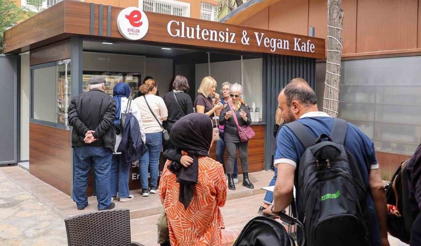 Efeler'de çölyak hastalarına güvenli lezzet durağı