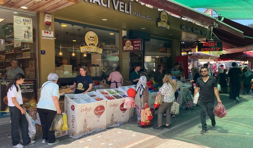 Kurban Bayramı arifesinde Aydın'da çarşı pazar canlandı