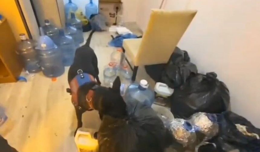 Kuşadası'nda 22 kilogram uyuşturucu ele geçirildi