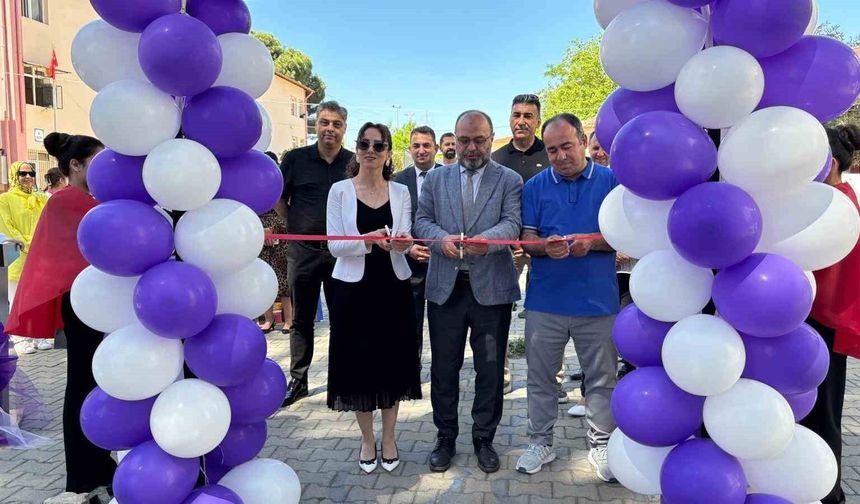 Şehitler Ortaokulu'ndan teknoloji tasarım ve görsel sanatlar sergisi