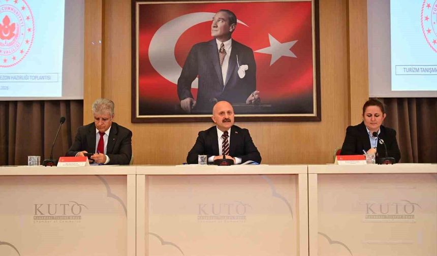 Turizm sezonu Kuşadası'nda masaya yatırıldı