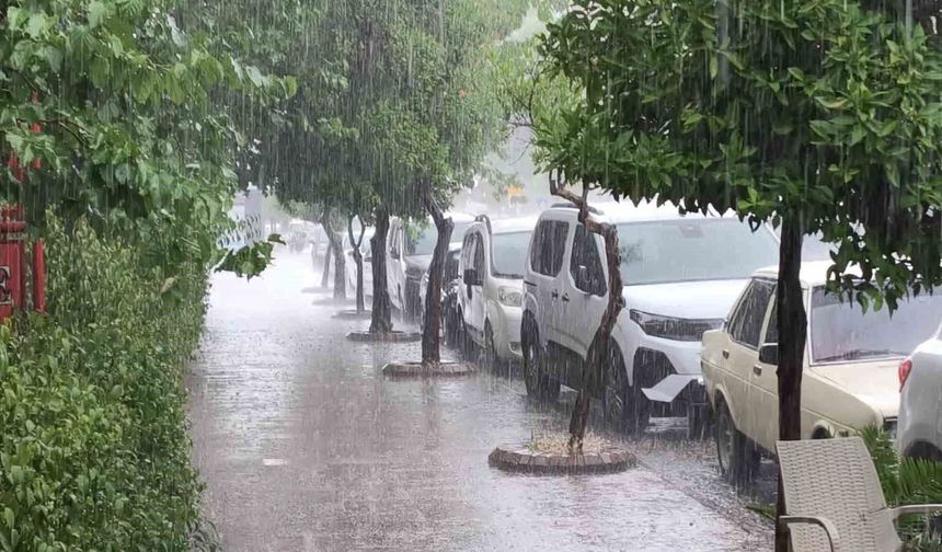 Aydın'ın doğu ilçeleri için kuvvetli yağış uyarısı