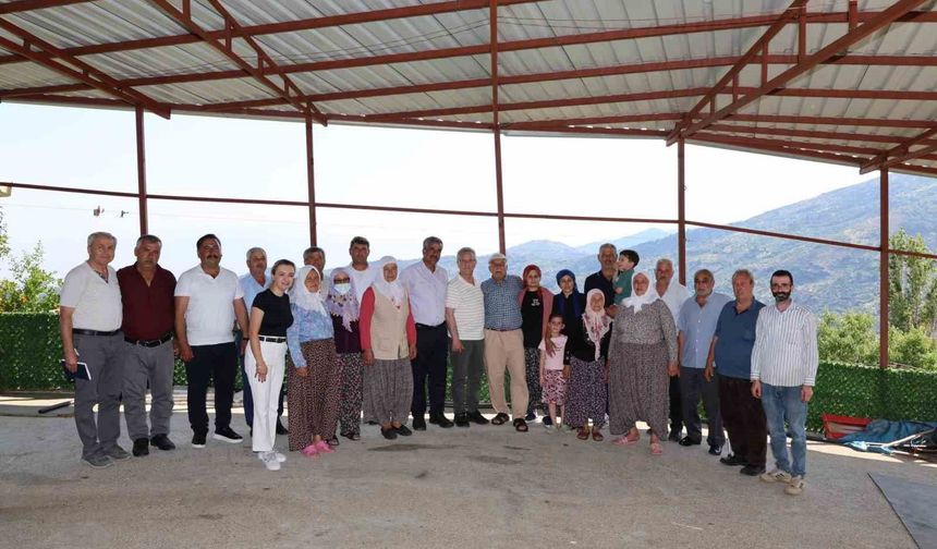 Başkan Tetik'ten mahallelerin sorunlarını yerinde değerlendirdi
