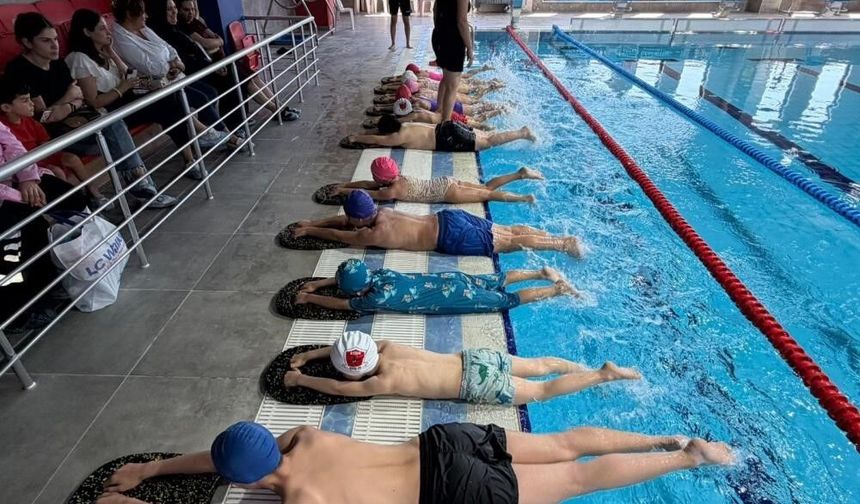 Germencik Yüzme Havuzu açıldı