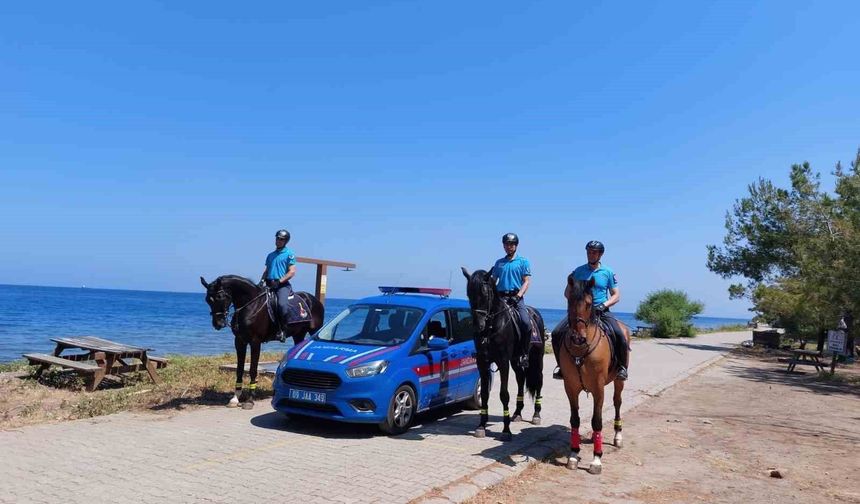 Milli Park'ta Atlı Jandarma Timi göreve başladı
