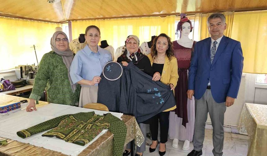 Nazilli'de halk eğitimin kursları yoğun ilgi görüyor