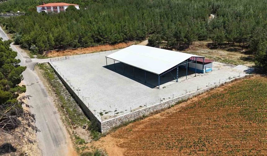 Örentaht Mahallesi'ndeki sosyal tesislerdeki eksikler tamamlandı