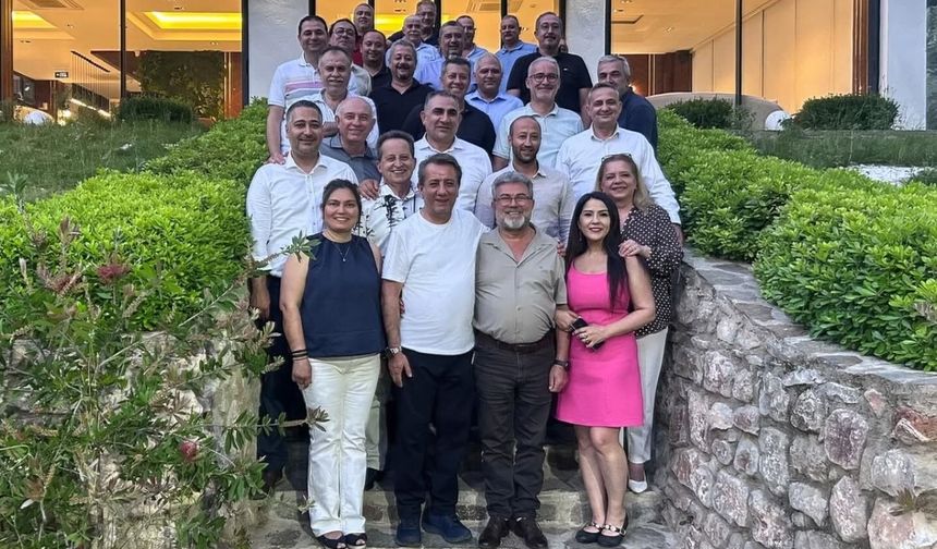 Efeler Belediyesi’nde Yalçın Ulusal’a Duygusal Veda