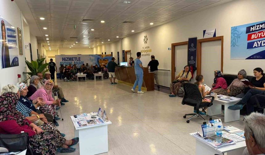 Aydın Büyükşehir Belediyesi'nin ücretsiz diş sağlığı hizmeti sürüyor