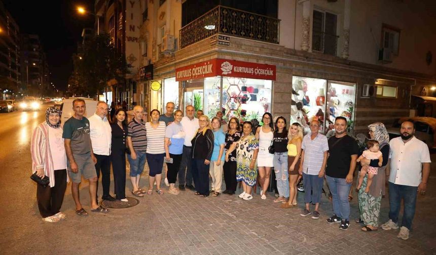 Başkan Kaya, mahalle sakinleriyle akşam buluşmasında bir araya geldi