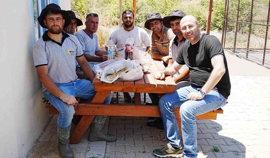 Başkan Zencirci'den Sokak Hayvanları Rehabilitasyon Merkezi'ne inceleme