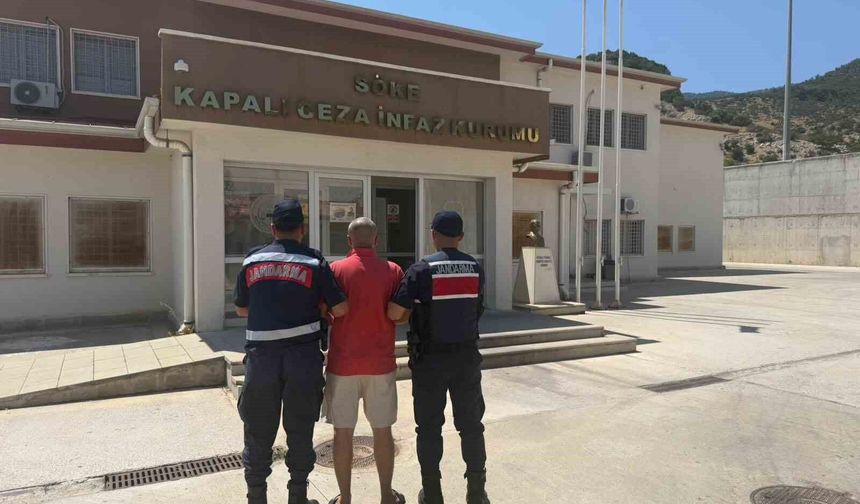 Hırsızlık suçundan aranan şahıs Kuşadası'nda yakalandı