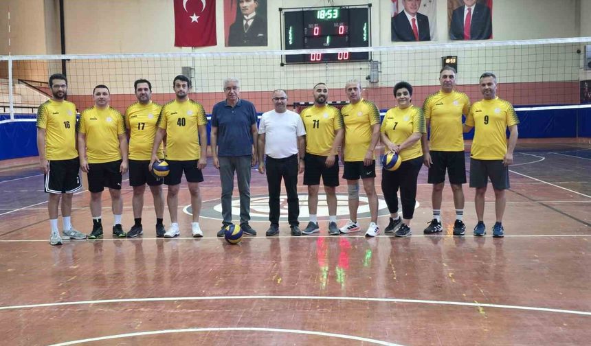 Köşk İlçe Milli Eğitim, yarı final bileti aldı