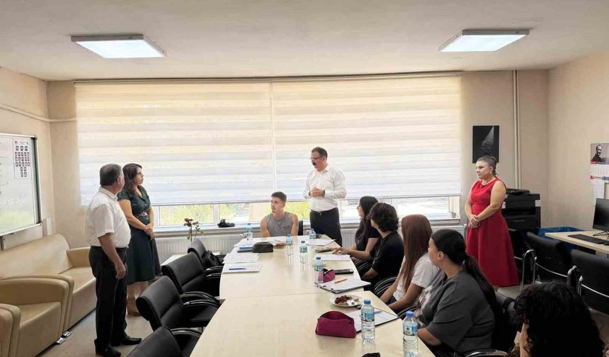 Sultanhisar Kaymakamı Ateş, üniversite adaylarıyla buluştu