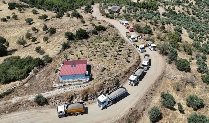 Yenipazar'da Mestanlar yolu genişliyor, asfalt çalışmaları sürüyor