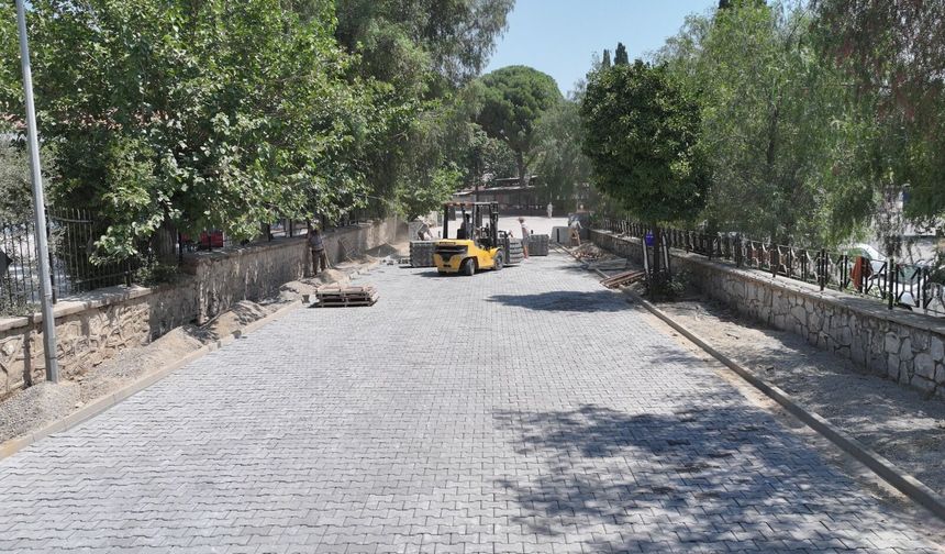 EFELER’DE YENİ YOLLAR HİZMETE GİRDİ"İKİ KRİTİK NOKTADA 25 BİN  METREKARELİK DÖNÜŞÜM"