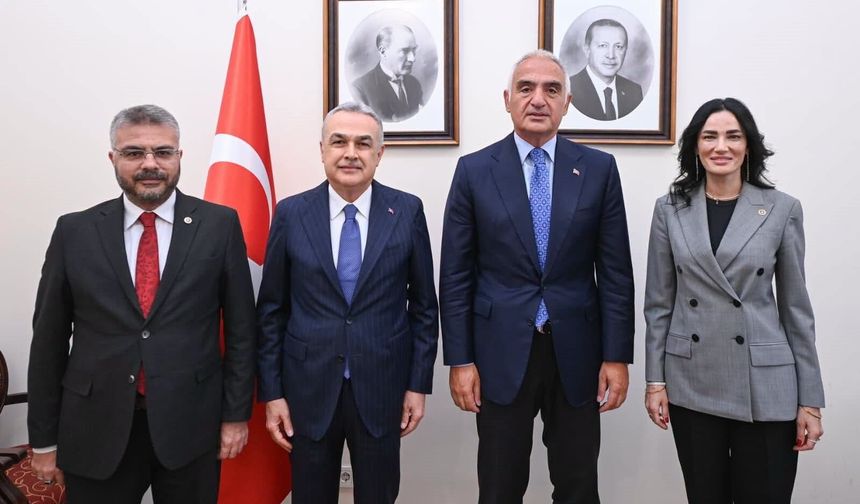 AK Partili Sarıbaş'tan Bakan Ersoy'a Ziyaret"Aydın'ın Turizm ve Kültür Yatırımları Masaya Yatırıldı"