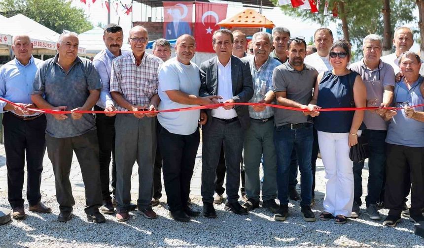 BAŞKAN YETİŞKİN PINARDERE’DE VEFA İLE HİZMETİ BULUŞTURDU