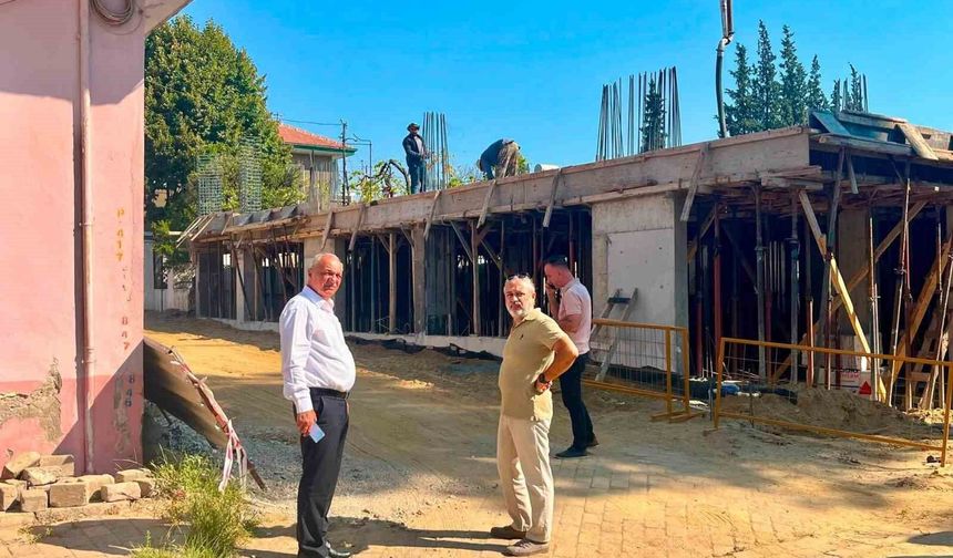 Sultanhisar'da 12 daire ve 2 iş yerinin yer aldığı projede çalışmalar sürüyor