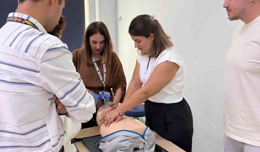 ADÜ'de çocuk acil durumları için kritik eğitim