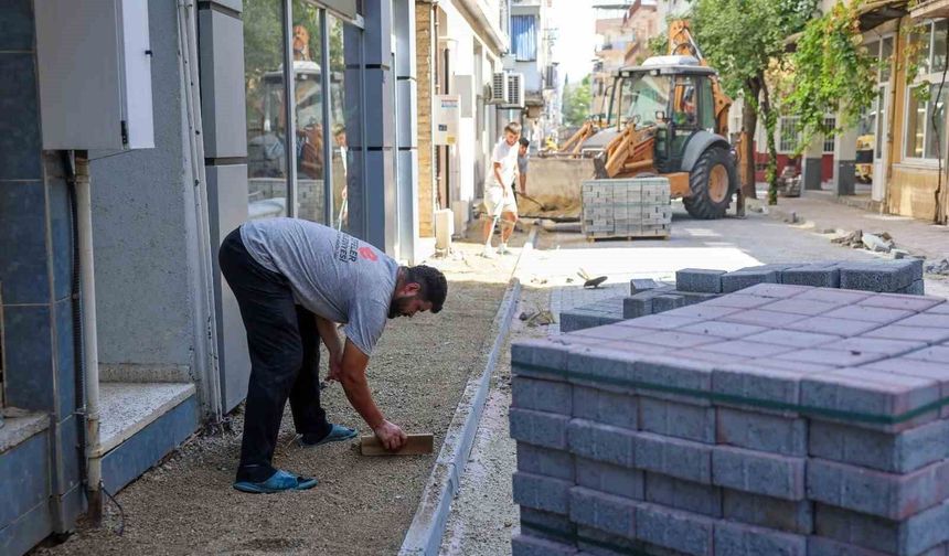 YOL ÇALIŞMALARI DEVAM EDİYOR EFELER YENİLENİYOR