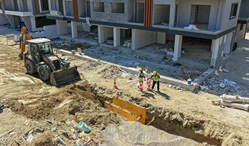 İncirliova'da 1,3 milyar liralık altyapı yatırımı sürüyor
