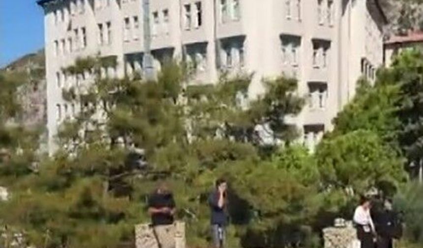 Kuşadası'nda beş yıldızlı otelde maaş krizi