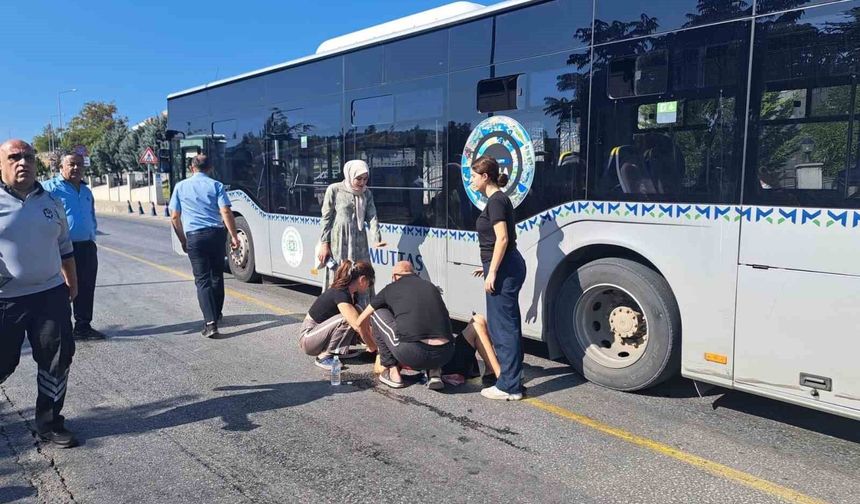 Menteşe'de motosiklet yayaya çarptı: 1 yaralı