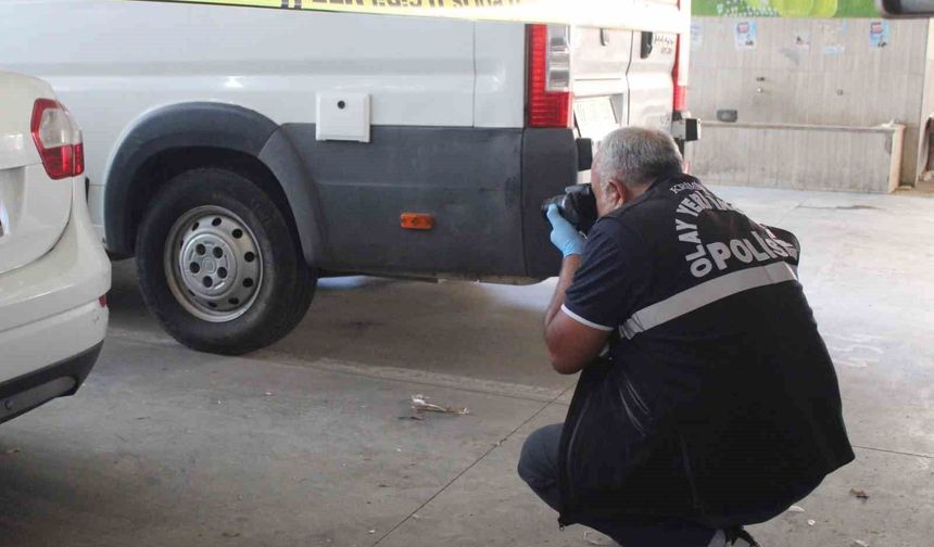 Okul önünde pompalı tüfekle gezen 2 şüpheli yakalandı