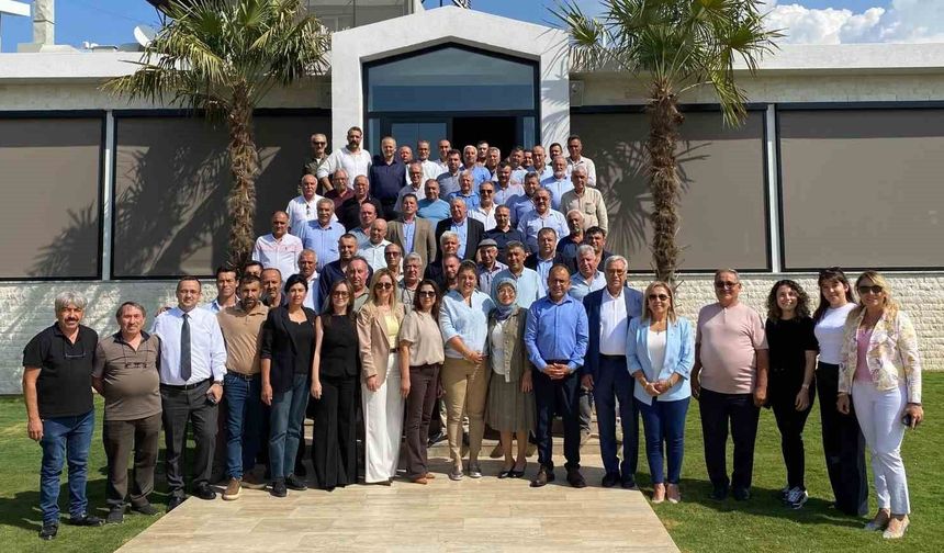 Adm Elektrik'ten Muhtarlar Günü'nde 'Enerjimiz Muhtarlarımızla' mesajı
