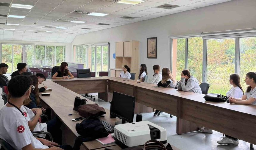 Aydın Atatürk Devlet Hastanesi'nde stajyerlere eğitim