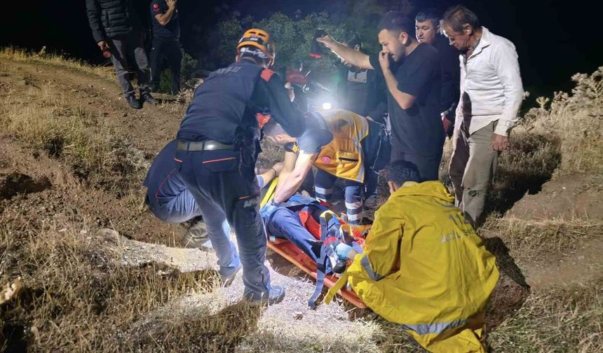 Aydın'da otomobil uçuruma yuvarlandı: 1 yaralı