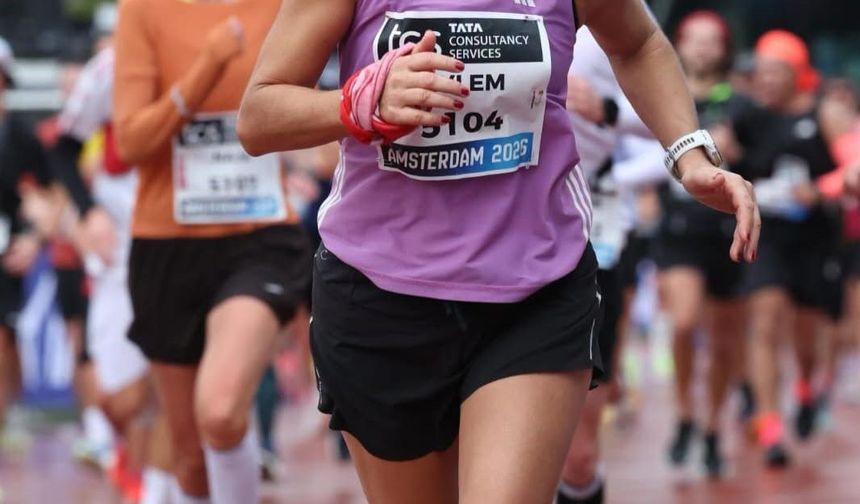 Aydınlı öğretmen 42 kilometrelik maratonu rekoruyla tamamladı