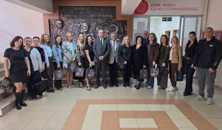 Beşeylül Ortaokulu misafirleri İlçe Milli Eğitim Müdürü Güner ile görüştü