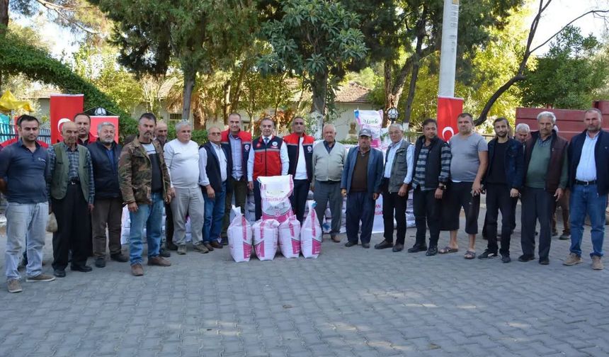 Çine'de 40 üreticiye 5,5 ton yem bitkisi tohumu desteği