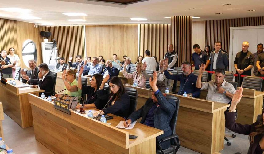 Didim Belediye Meclisi'nde Meme Kanseri'ne dikkat çekildi
