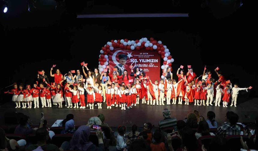 Didim Belediyesi'nden miniklerle Cumhuriyet Bayramı kutlaması