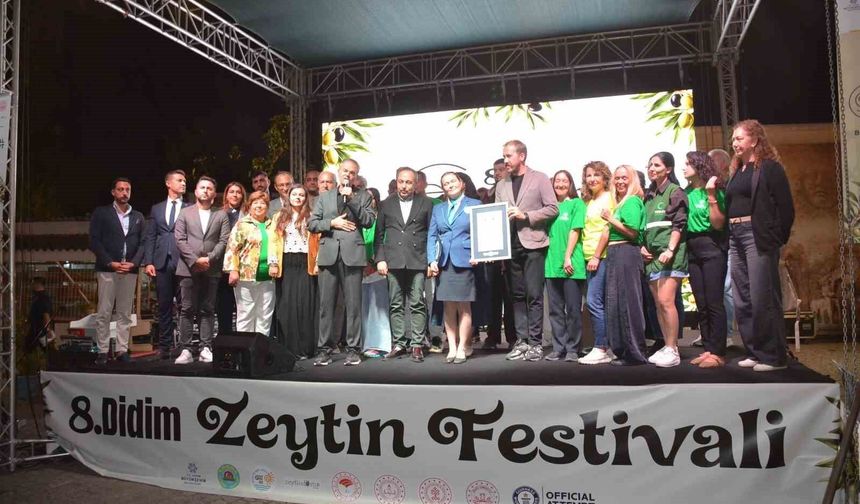 Didim'de zeytinyağıyla 'Guinness Rekor' denemesi kırıldı