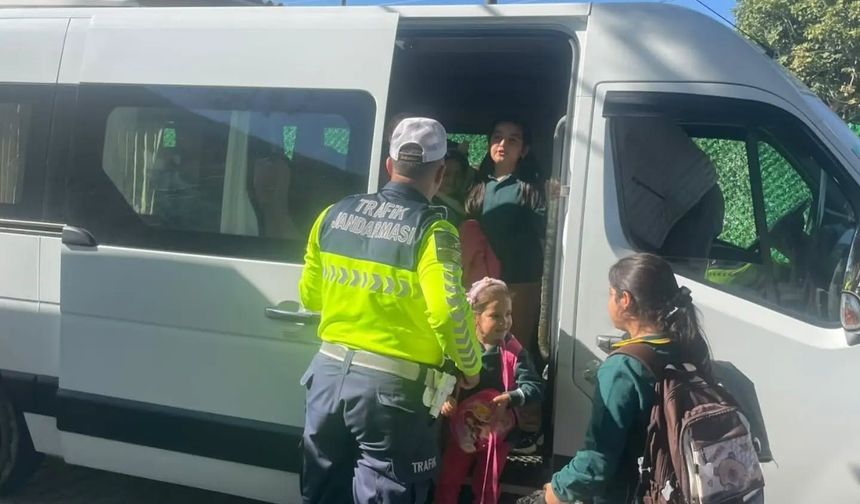 Kuyucak'ta öğrencilere trafik eğitimi verildi