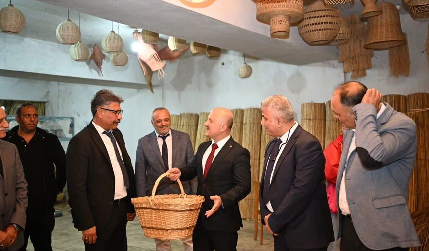 Vali Varol, Ilıcabaşı'nın el emeği geleneğini inceledi