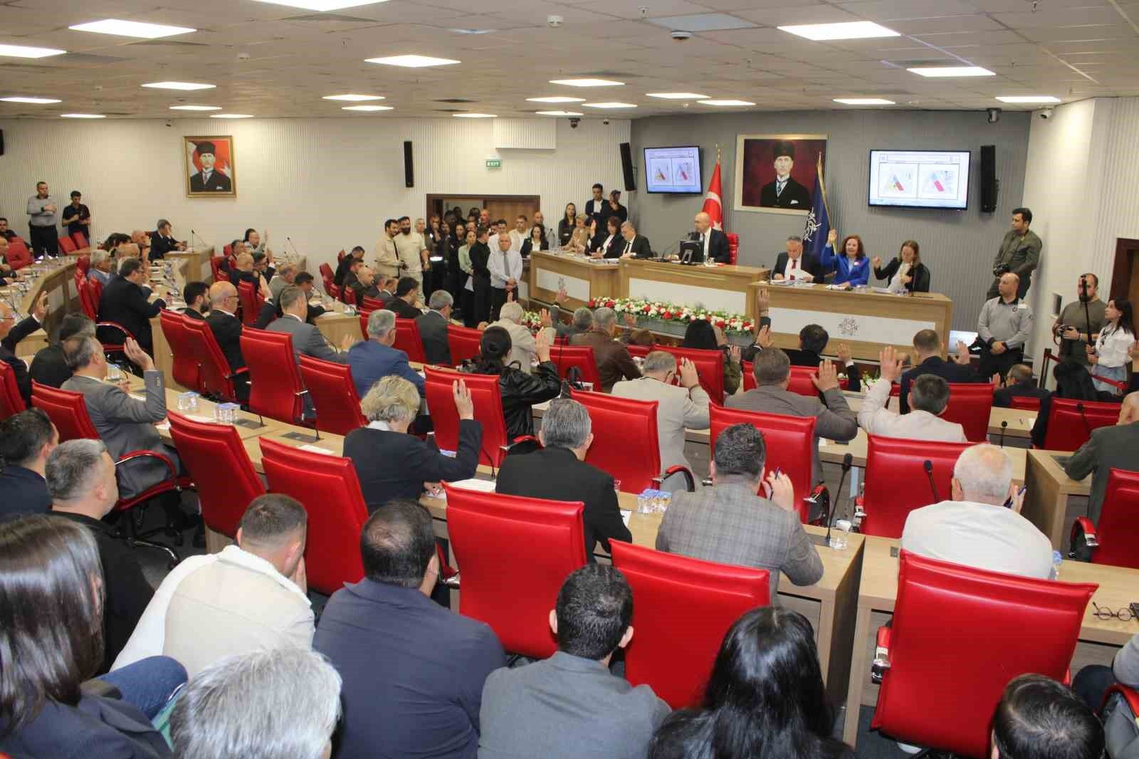 Büyükşehir Meclisi'nde Görev Dağılımları Tamamlandı