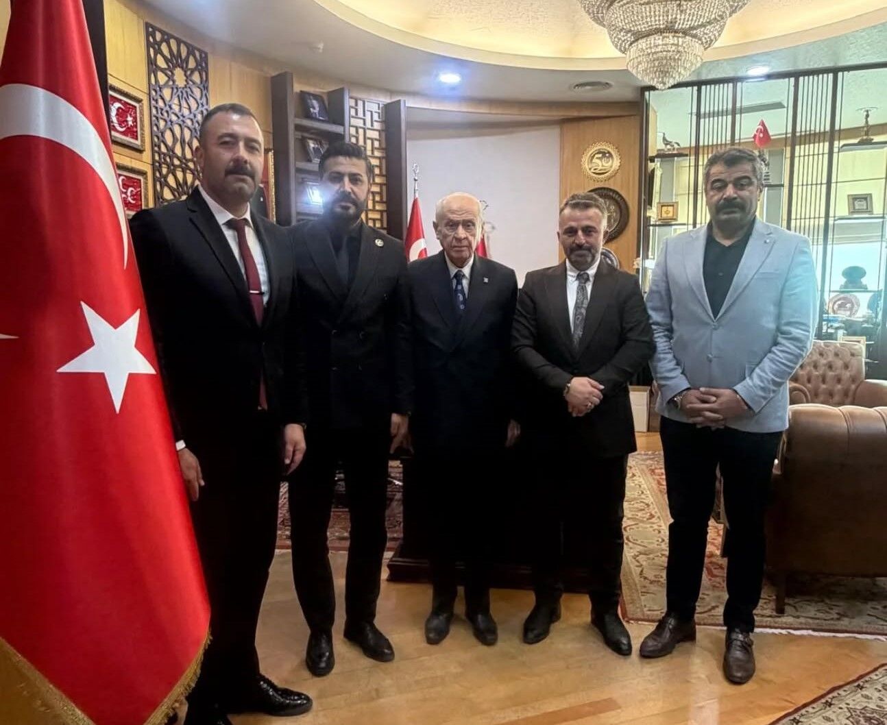 MHP Aydın Teşkilatından Bahçeli’ye Tam Bağlılık Mesajı ‘Bir Adım Geri Yok!’”